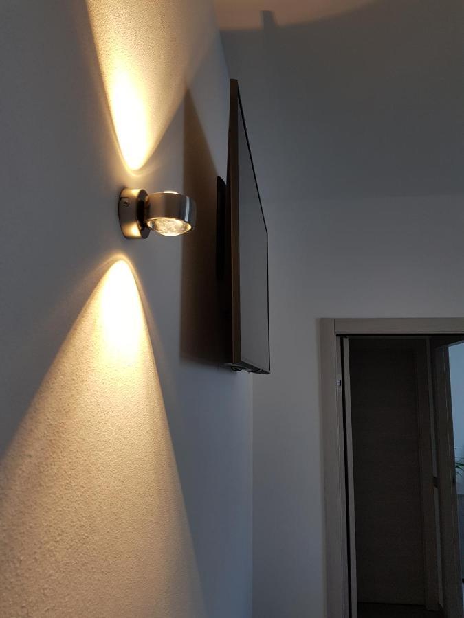 Yelay Apartments & Holiday Lago Di Garda Raffa Buitenkant foto